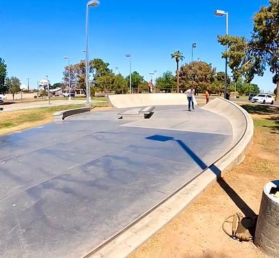 Hermoso Skate Plaza