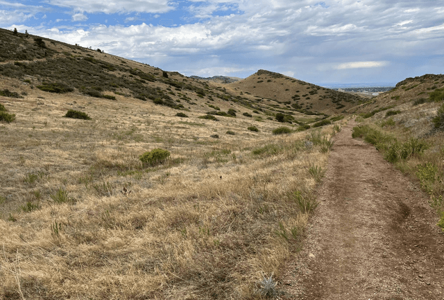 Coyote Ridge Natural area Trailhead