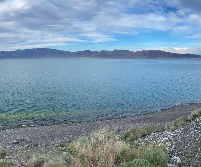 Sandhole Beach on Pyramid Lake