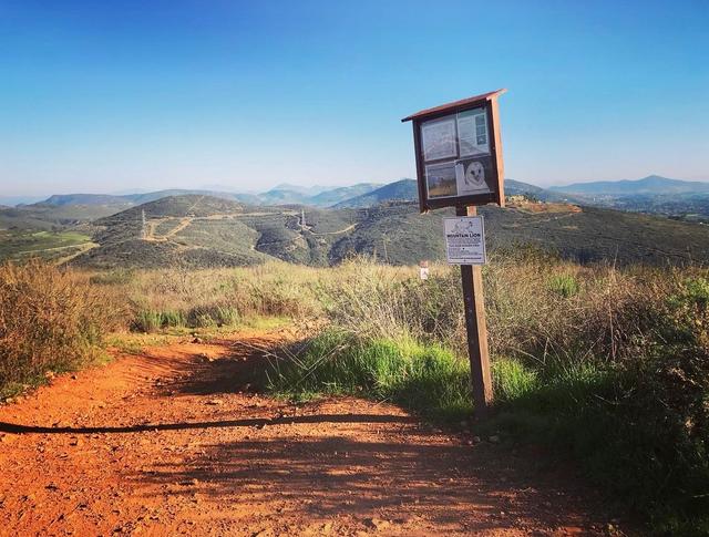 Rancho La Costa East Trailhead