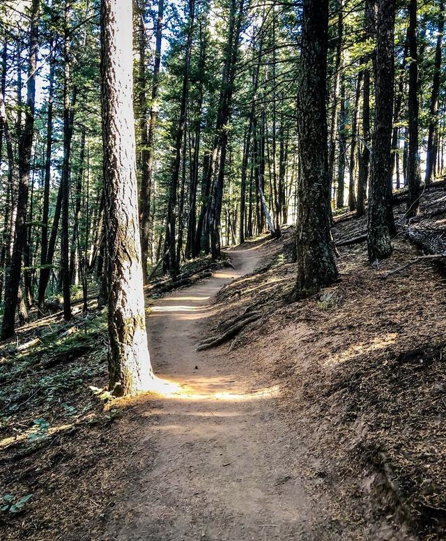 Apex West Trailhead