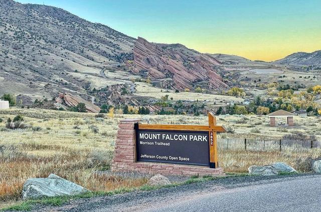 Mt. Falcon Morrison Trailhead