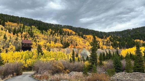 B&B Mine Trailhead