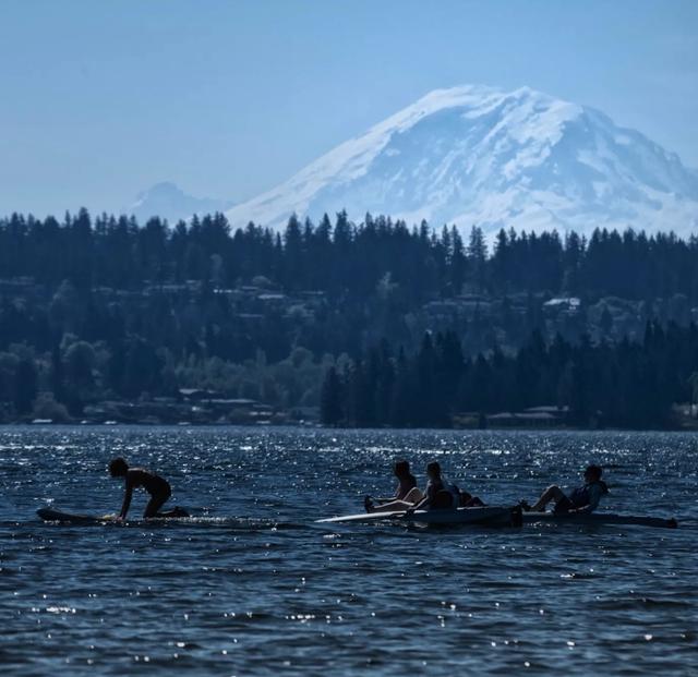 Warren G. Magnuson Park