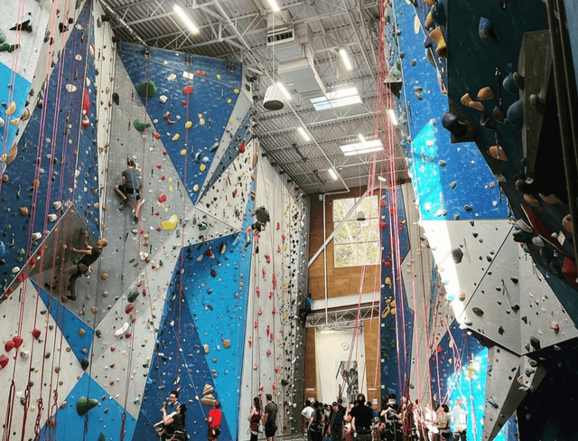 Edgeworks Climbing Bellevue