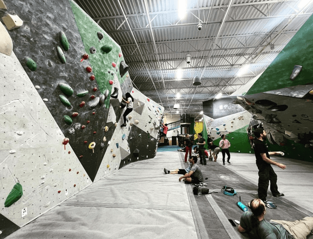 Edgeworks Climbing Bellevue