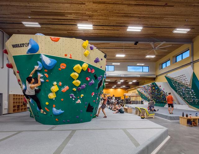 Momentum Indoor Climbing SODO