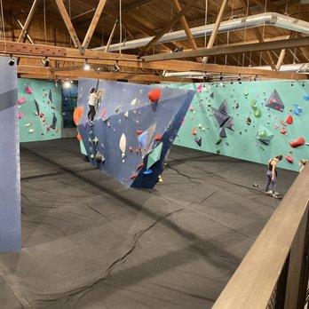 Seattle Bouldering Project Poplar