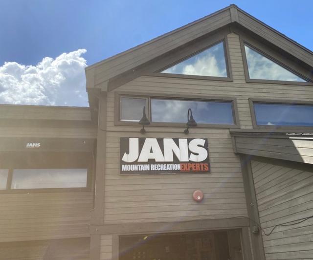 Jan's Mountain Outfitters