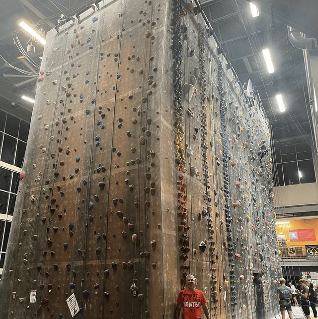 Momentum Indoor Climbing