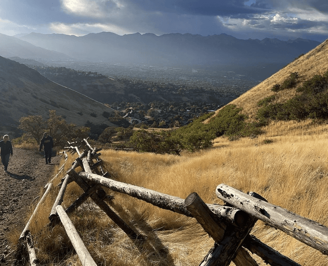 Ensign Peak Trailhead