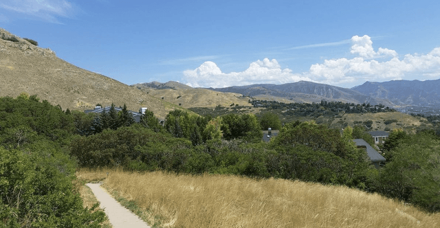 Ensign Peak Trailhead