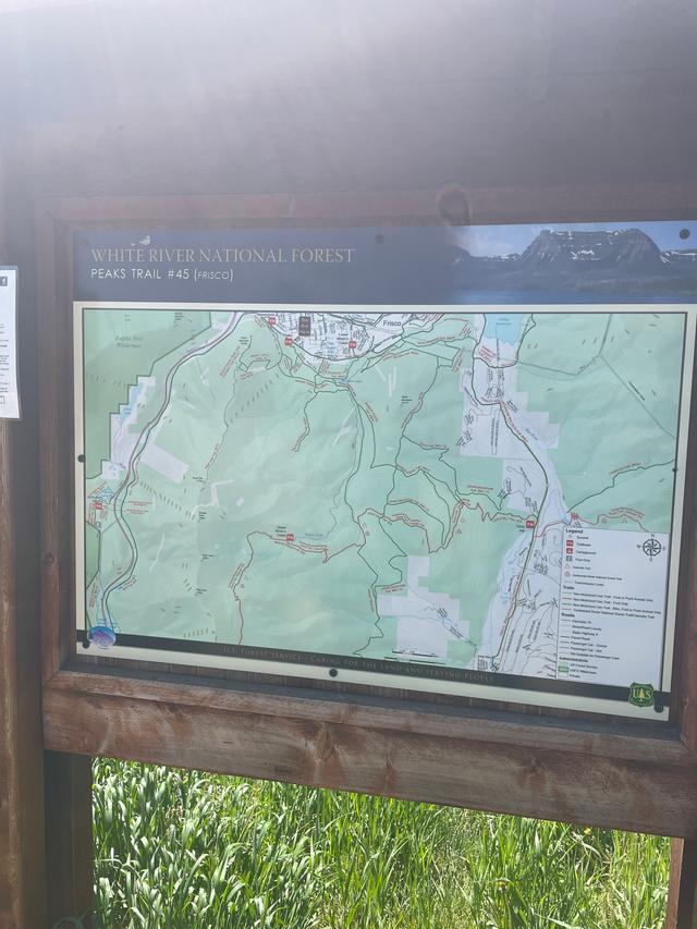 Peaks trailhead 