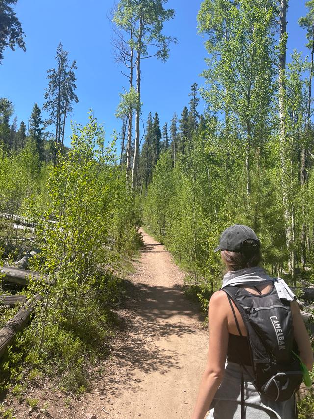 Peaks trailhead 