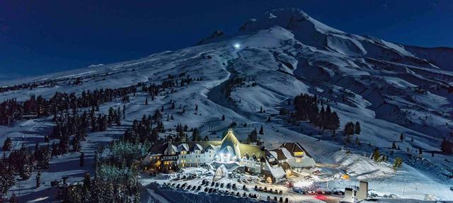 Timberline Lodge Ski Area