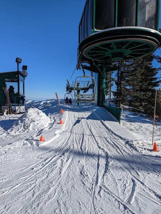 Cooper Spur Ski Area