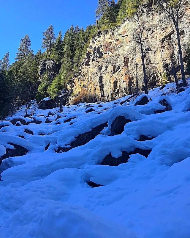 Tamanawas Falls Trailhead