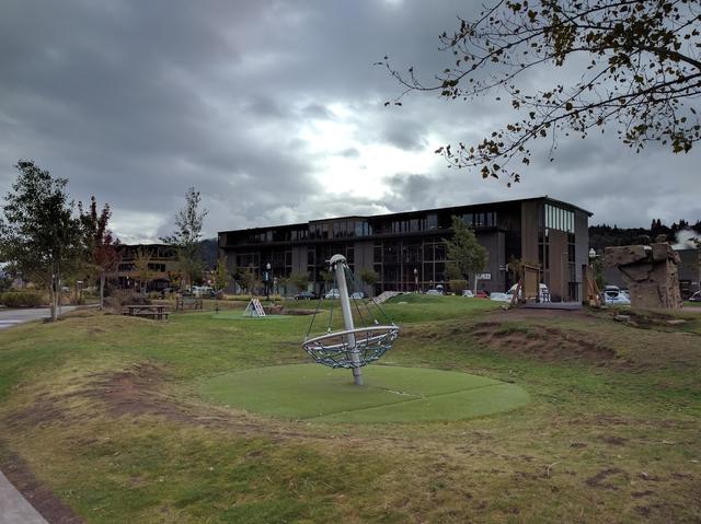 Hood River Waterfront Park on The Gorge