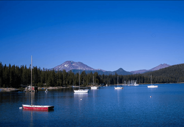 Elk Lake Resort and Marina