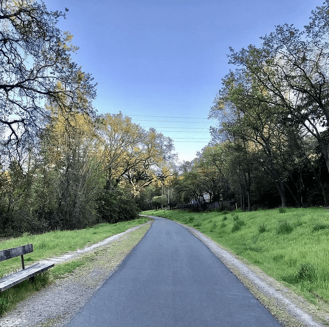 Iron Horse Regional Trailhead